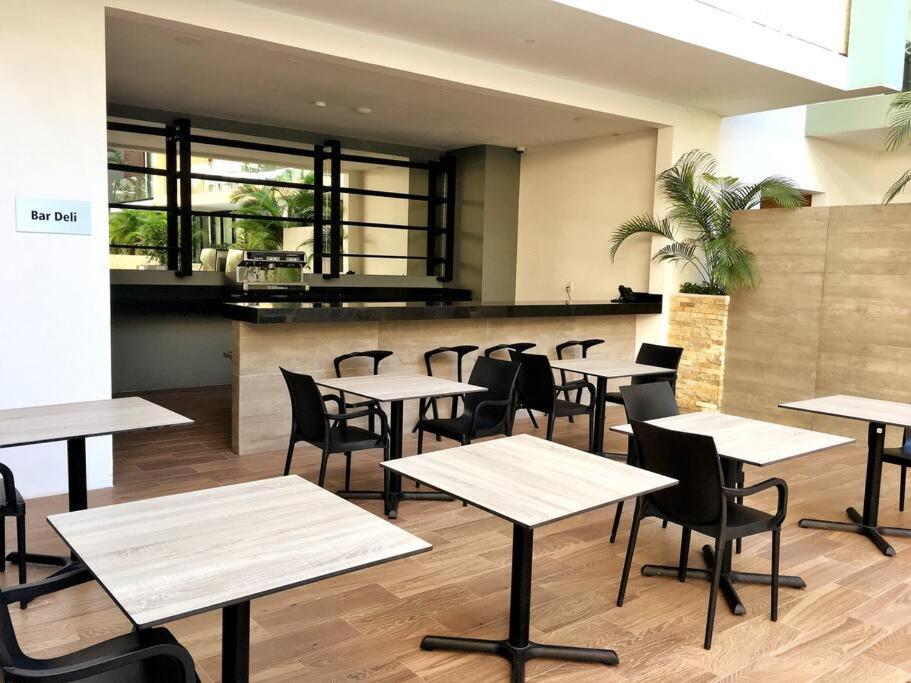 Your Exclusive Studio In The City - Top Amenities & Services For Free!! Playa del Carmen Bagian luar foto