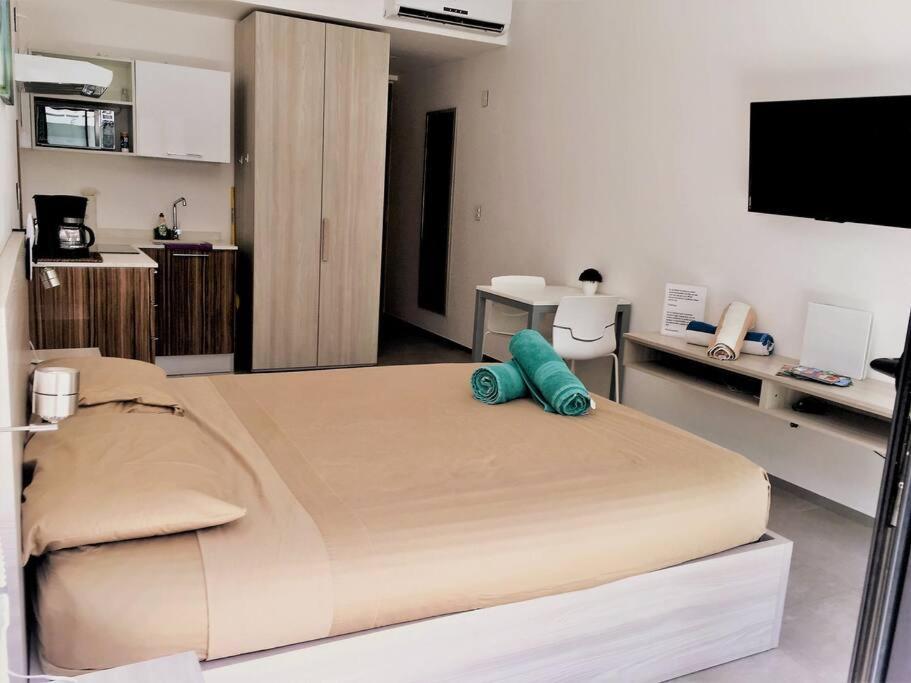 Your Exclusive Studio In The City - Top Amenities & Services For Free!! Playa del Carmen Bagian luar foto